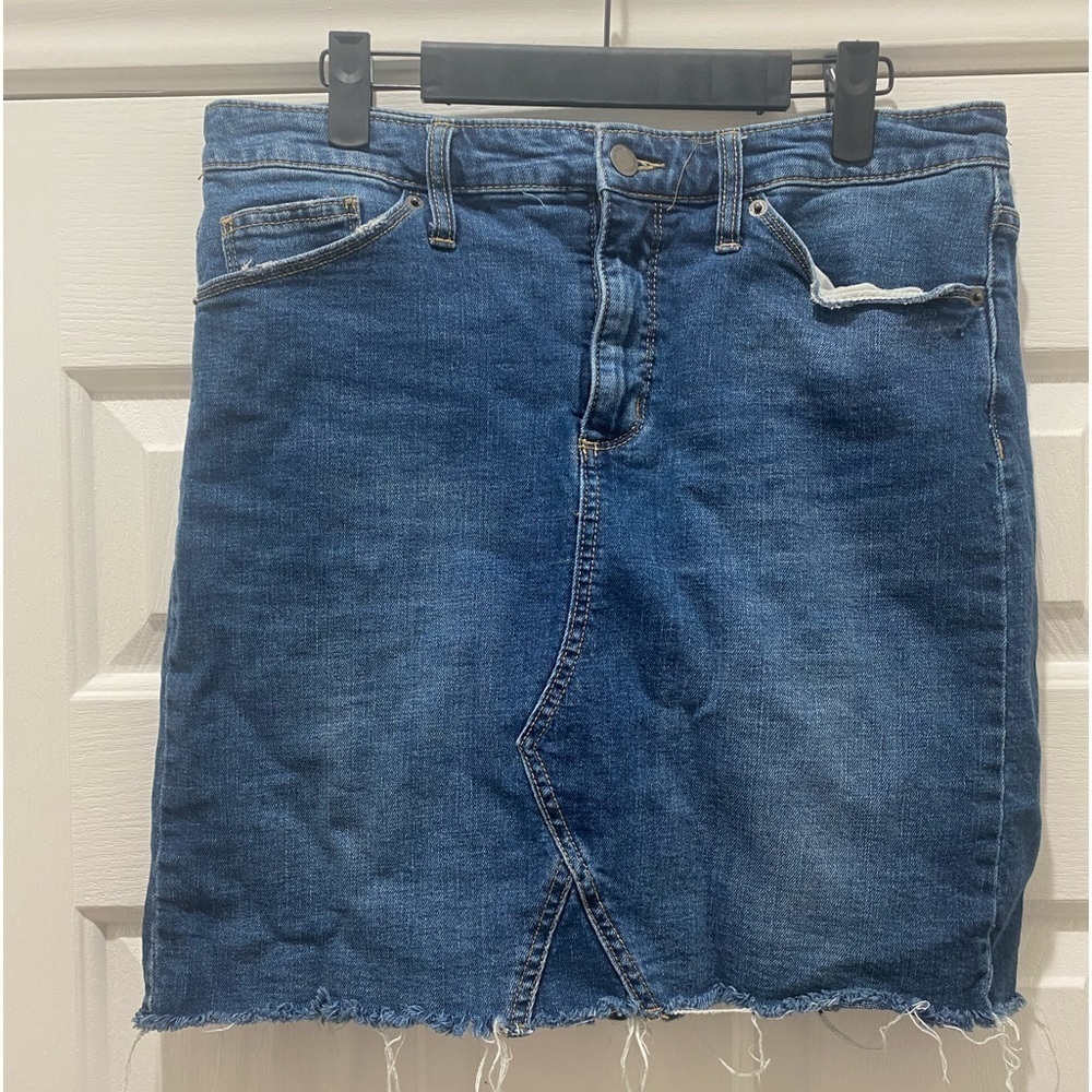 Universal Thread Denim Skirt with Raw Hem and Pockets, 12